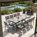 Ausziehbarer Gartentisch aus Aluminium und Keramik in Holzoptik, 200/260x100 cm, und 10 Stühle aus Textilene
