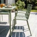 Quadratischer Gartentisch aus Metall, 120x120 cm, und 8 Stühle mit Armlehnen