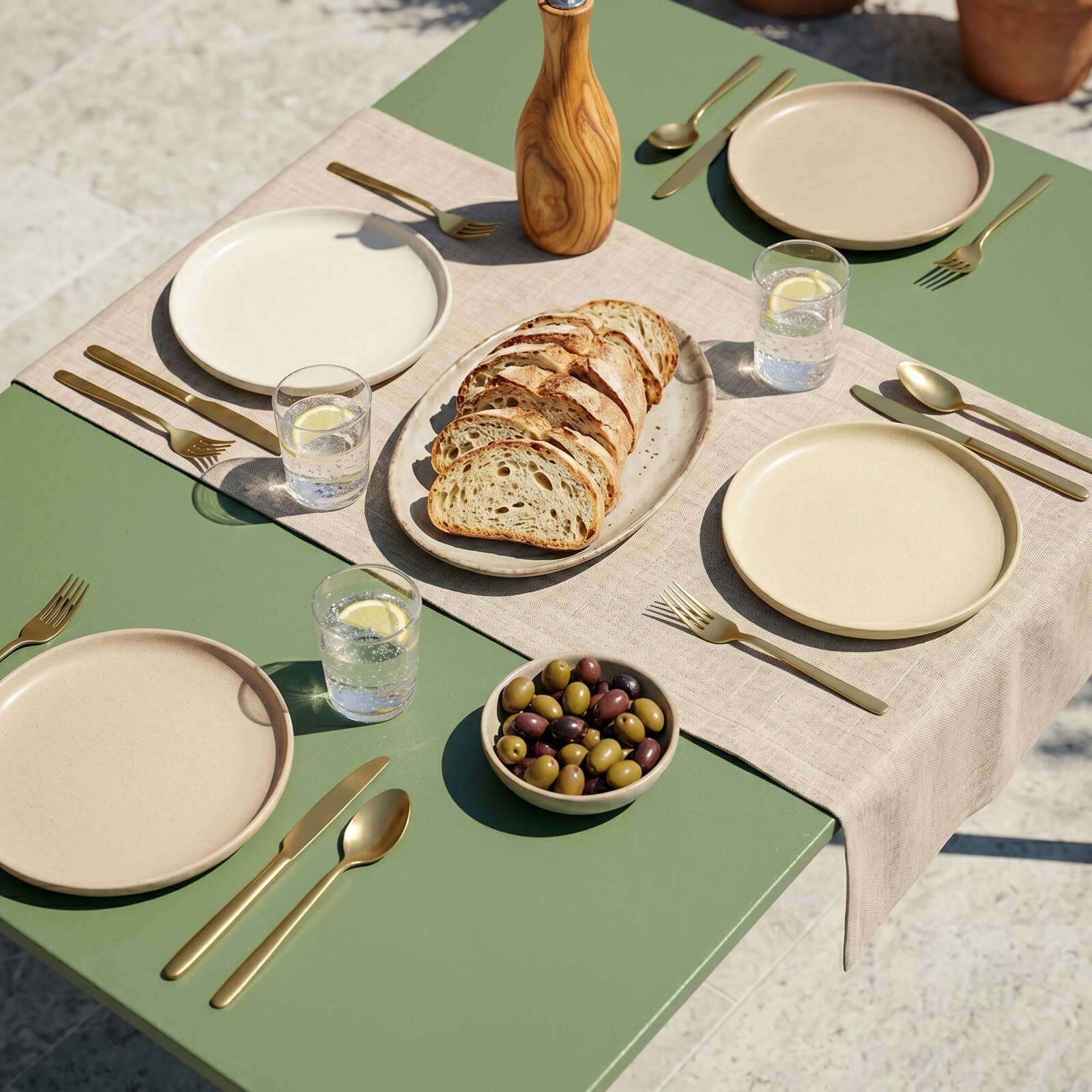 Gartentisch aus thermolackiertem Stahl, 6 Personen, 120x70 cm