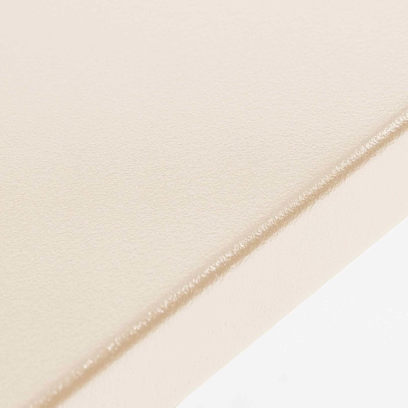 Quadratischer Gartentisch aus Metall mit den Maßen 120 x 120 cm und 8 Metallstühlen 