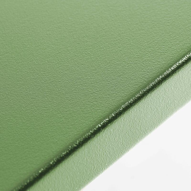 Quadratischer Gartentisch 120 x 120 cm und 4 Metallbänke  (3/6)