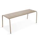 Quadratischer Gartentisch 120 x 120 cm und 4 Metallbänke 