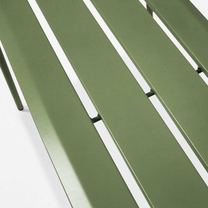 Quadratischer Gartentisch 120 x 120 cm und 4 Metallbänke  (5/6)