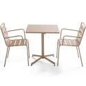 Klappbarer Bistrot-Gartentisch, quadratisch, 70 x 70 cm, aus Metall und 2 Stühle mit Armlehnen 