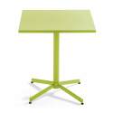 Klappbarer Bistrot-Gartentisch, quadratisch, 70 x 70 cm, aus Metall und 2 Stühle mit Armlehnen