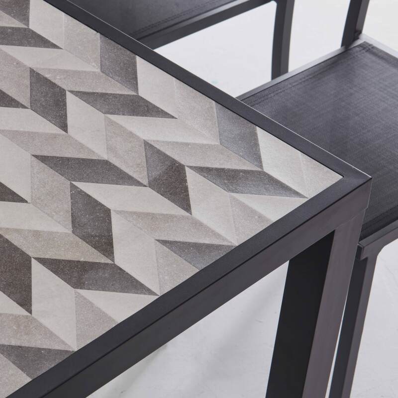 Gartentisch aus Aluminium und Keramik mit Tilt-Muster + 6 Stühle und 2 Sessel 
