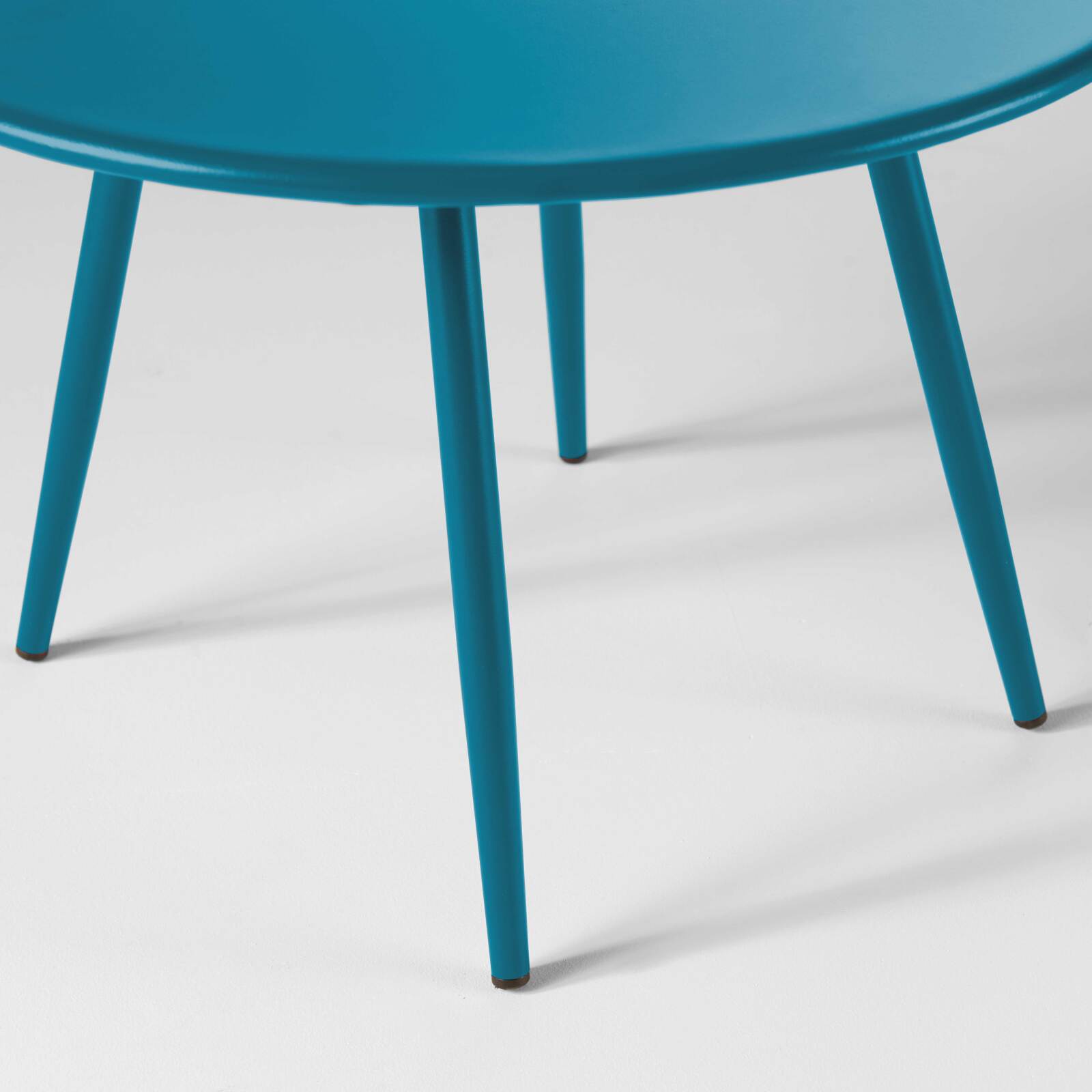 Verschachtelbare runde Metall-Couchtisch Ø50 / Ø40 cm