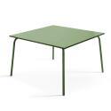 Quadratischer Gartentisch 120 x 120 cm und 8 Stühle mit Armlehnen aus Metall