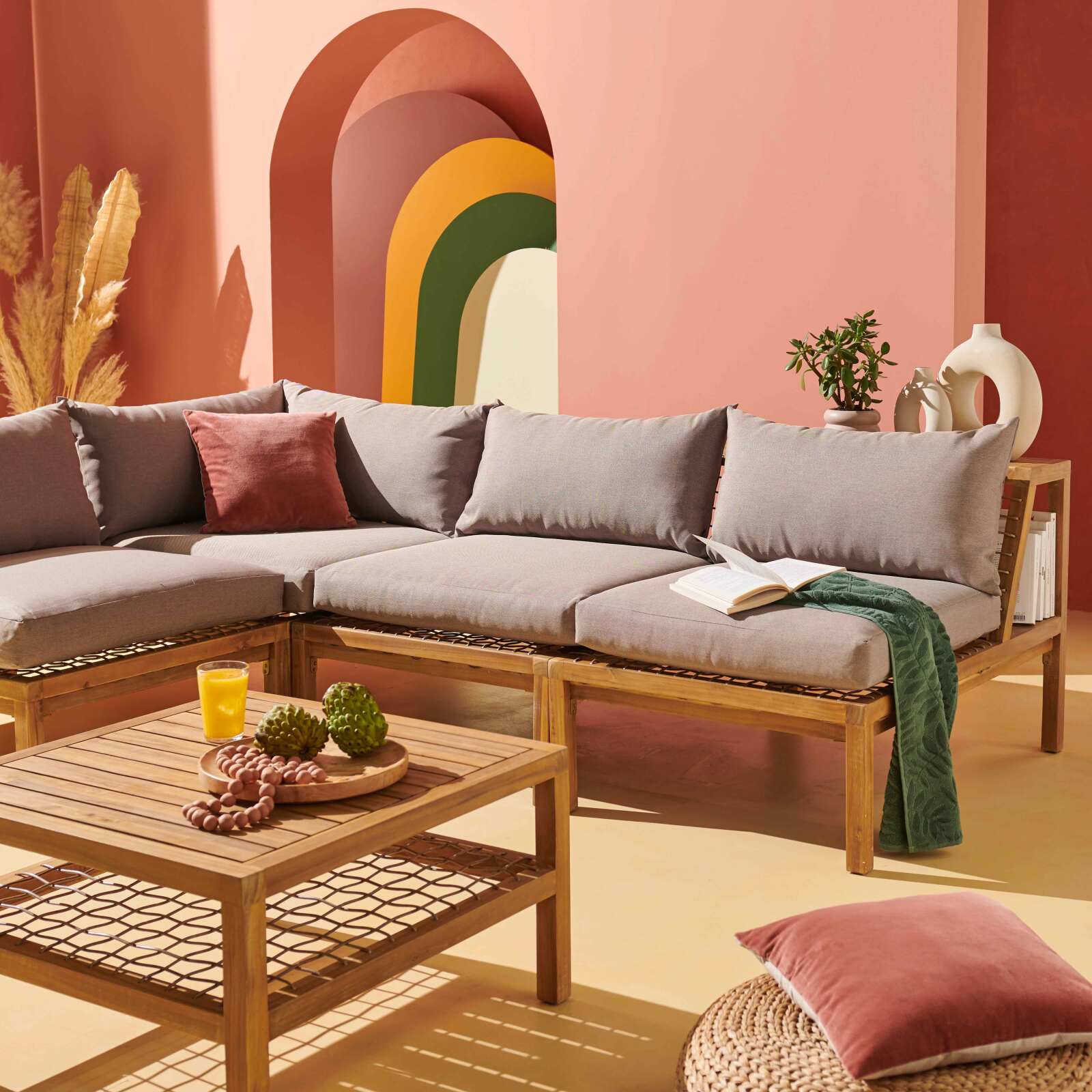 Quadratischer Garten Couchtisch (70 x 70 x 40,5 cm) aus Akazienholz 