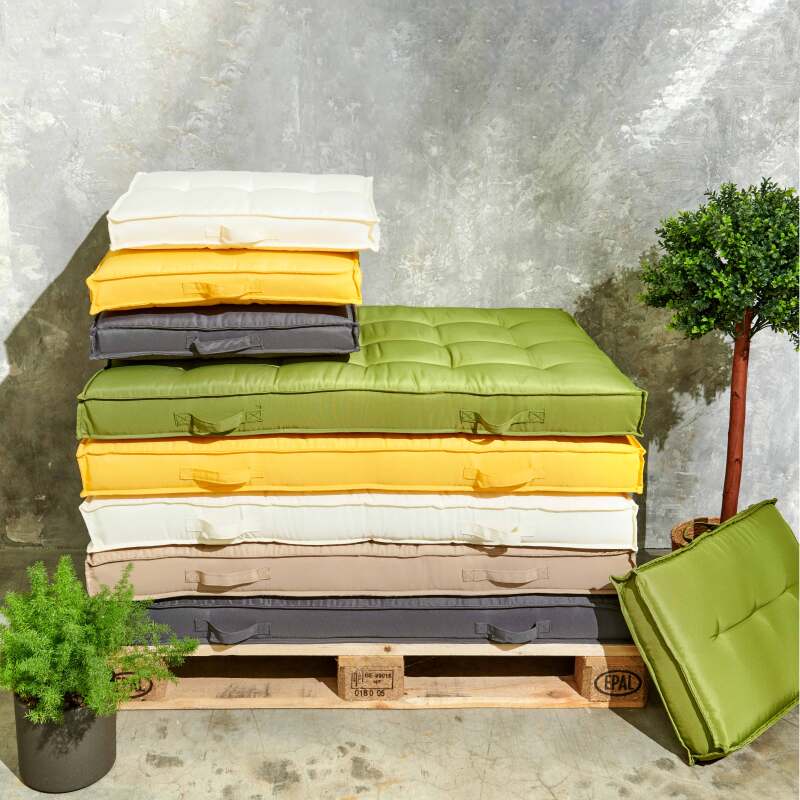 Künstlicher Baumstamm im Topf mit einer Höhe von 110 cm 