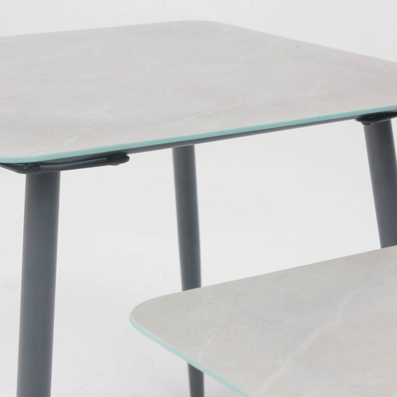 Quadratische ineinanderpassende Garten Beistelltische