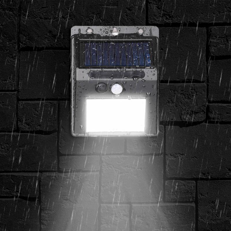 Set von 4, 8 oder 12 Solar-LED-Wandleuchten mit Bewegungssensor 