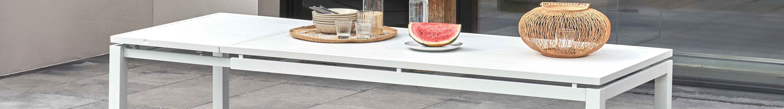 rechteckige ausziehbare Gartenmöbel - Platz in der Stadt optimal nutzen