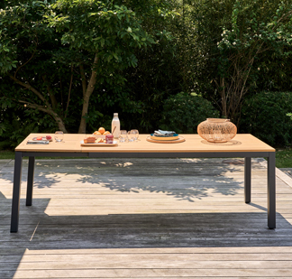 Wie lange hält ein Gartentisch?