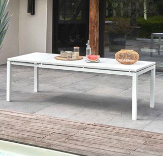 Welche Gartenmöbel sollte man für die Gestaltung eines Stadtgartens wählen?