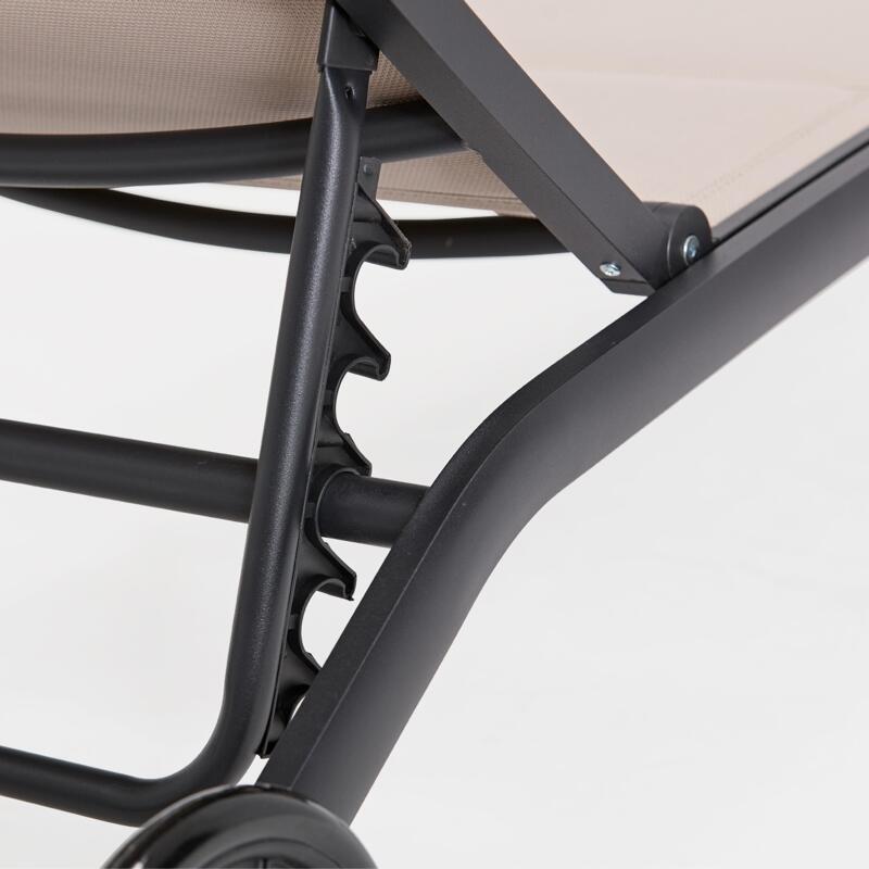 Set aus 2 Aluminium-Sonnenliegestühlen mit Rädern, 4-fach verstellbar  (4/6)